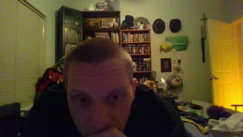 Snapshot of a_bored_dragon chatting on 5, 3, 2025 A Bored Dragon online show from 5, 3, 2025