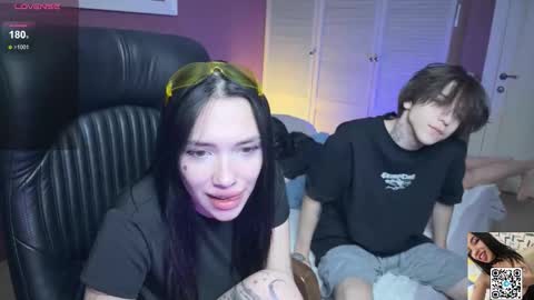 Snapshot of a_s_m_ chatting on 27, 11, 2025 Kris Michael online show from 27, 11, 2025