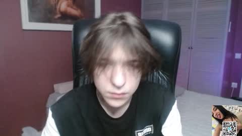 Snapshot of a_s_m_ chatting on 20, 12, 2025 Kris Michael online show from 20, 12, 2025