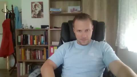 Long distance cumshot online show from 16, 9, 2025