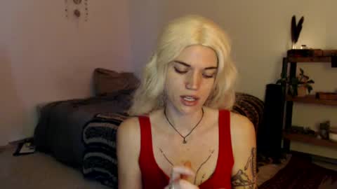 Snapshot of aaalllyyyo chatting on 27, 12, 2024 ally online show from 27, 12, 2024