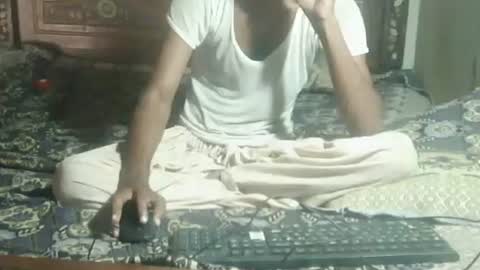 Snapshot of aakhan804 chatting on 21, 9, 2025 aakhan804 online show from 21, 9, 2025