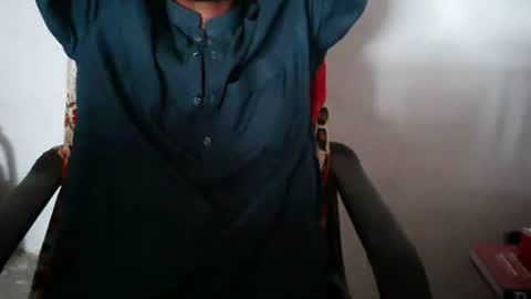 Snapshot of aakhan804 chatting on 19, 5, 2026 aakhan804 online show from 19, 5, 2026