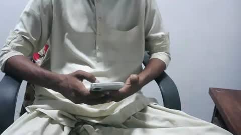 Snapshot of aakhan804 chatting on 21, 5, 2026 aakhan804 online show from 21, 5, 2026