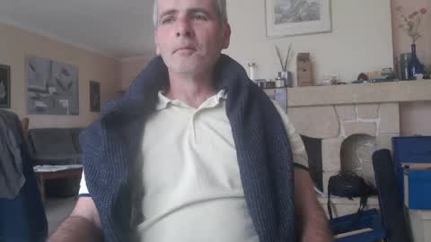 Snapshot of aalex1717 chatting on 28, 4, 2026 Aalex1717 online show from 28, 4, 2026