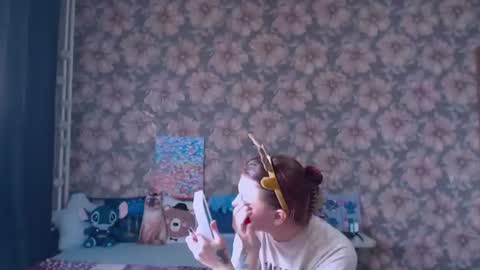 Snapshot of aalicebubble chatting on 29, 6, 2026 Alice online show from 29, 6, 2026