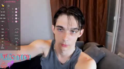 Snapshot of aaron_bang chatting on 16, 5, 2026 Aaron Bang online show from 16, 5, 2026