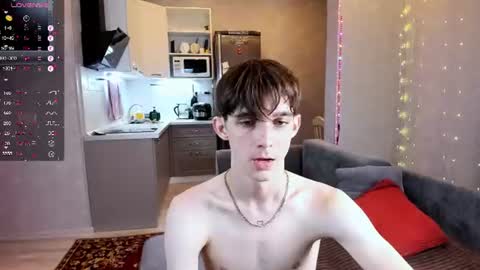 Snapshot of aaron_bang chatting on 21, 7, 2026 Aaron Bang online show from 21, 7, 2026