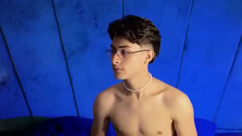 Aaron Ezequiel online show from 1, 10, 2025