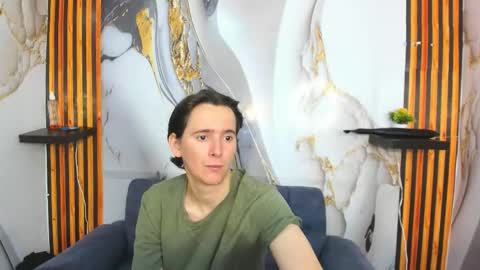 Snapshot of aaron_latinmen2 chatting on 30, 11, 2025 Aaron online show from 30, 11, 2025