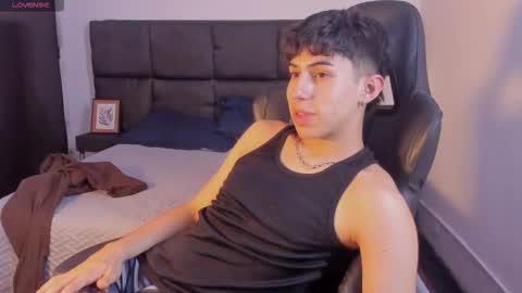 Aron online show from 23, 10, 2025