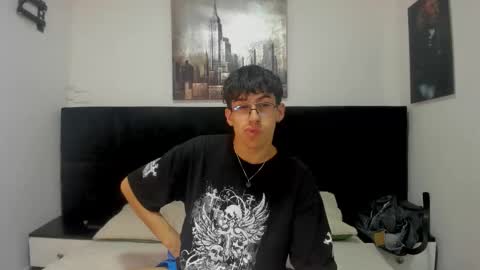 Aron online show from 10, 11, 2025