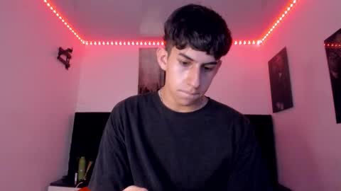 Aron online show from 25, 11, 2025