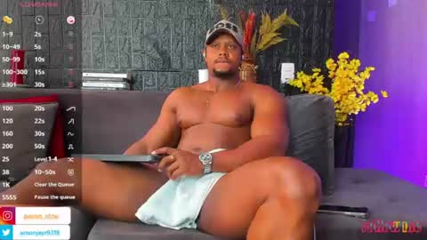 Snapshot of aaron_st chatting on 8, 7, 2026 Aaron online show from 8, 7, 2026
