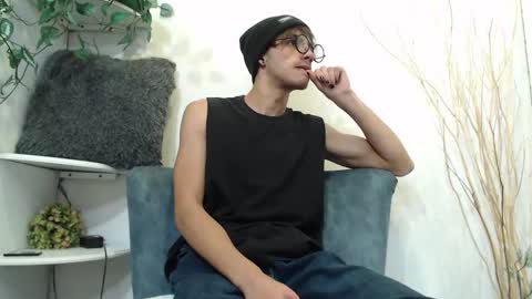 Aaron online show from 12, 2, 2026