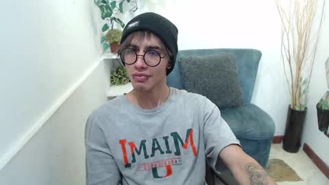 Aaron online show from 23, 2, 2026