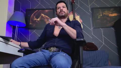 Aaron online show from 30, 11, 2025