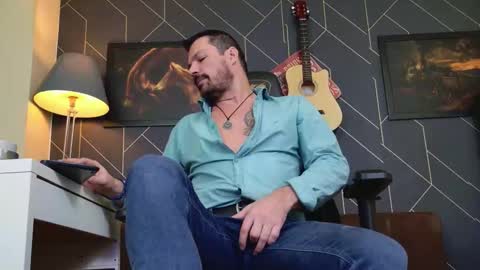 Aaron online show from 18, 12, 2025