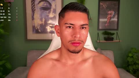 AARON  online show from 8, 2, 2025