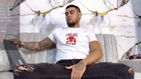 ig aaron hunter123 online show from 21, 5, 2026
