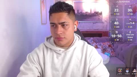 Snapshot of aaronn_12 chatting on 17, 9, 2025 Aaron online show from 17, 9, 2025