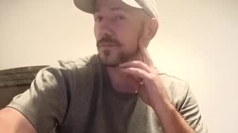 Snapshot of aaronshere888888 chatting on 4, 8, 2026 aaronshere888888 online show from 4, 8, 2026