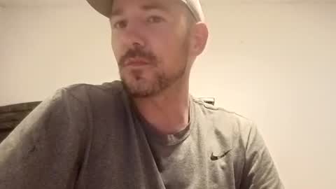 Snapshot of aaronshere888888 chatting on 10, 8, 2026 aaronshere888888 online show from 10, 8, 2026