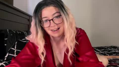 Abbi Willow online show from 6, 7, 2026