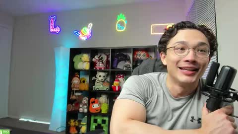 Snapshot of abbuddy920236 chatting on 7, 11, 2025 buddy online show from 7, 11, 2025