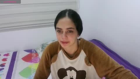 Snapshot of abby_jensen chatting on 19, 11, 2025 abby jense online show from 19, 11, 2025