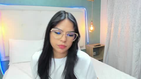 Abby Dixon  online show from 14, 12, 2024