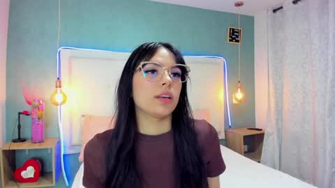 Abby Dixon  online show from 21, 12, 2024