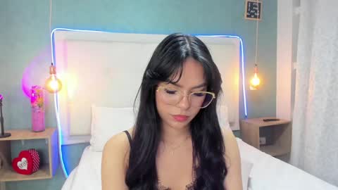 Abby Dixon  online show from 11, 1, 2025