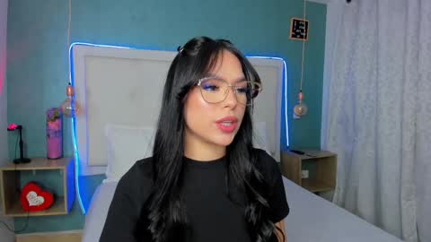 Abby Dixon  online show from 7, 3, 2025