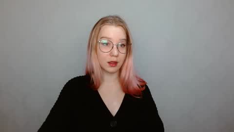 Snapshot of abbymoore__ chatting on 16, 12, 2024 Abby Lovense is active online show from 16, 12, 2024