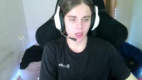 abbysal_blade online show from 16, 10, 2025