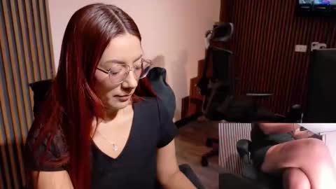 Snapshot of abbystones chatting on 8, 4, 2026 Abby Stones online show from 8, 4, 2026