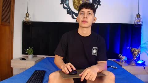 Snapshot of abeel_ordaz chatting on 23, 11, 2025 Abel Ordaz online show from 23, 11, 2025