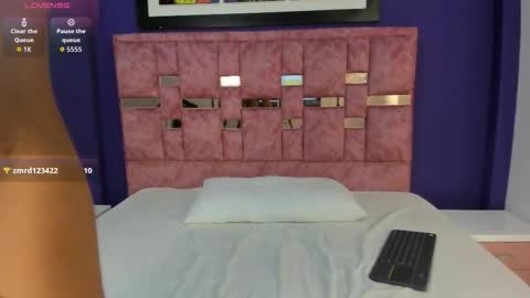 abella_lov online show from 24, 11, 2025