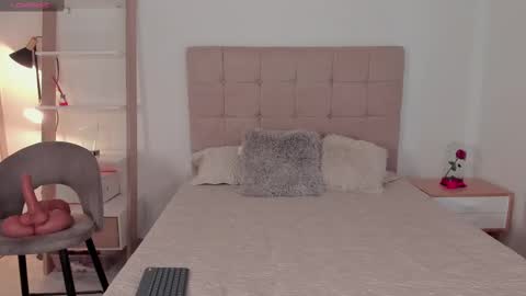  Abella  online show from 11, 3, 2025