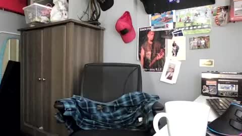 Snapshot of abennett76 chatting on 18, 6, 2026 AJ online show from 18, 6, 2026
