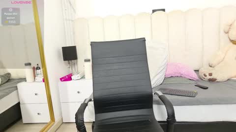 abi_doll online show from 23, 2, 2026