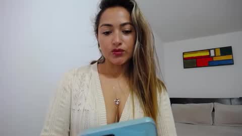 ximena online show from 12, 2, 2025