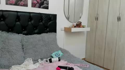 Snapshot of abigail_f00x chatting on 20, 6, 2026 Abigail online show from 20, 6, 2026