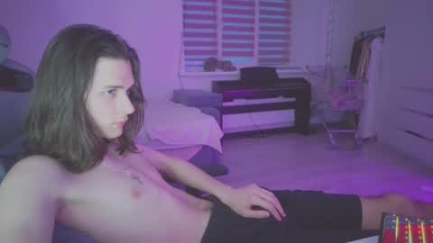 hi  cum in pvt noi extra tip online show from 1, 3, 2025