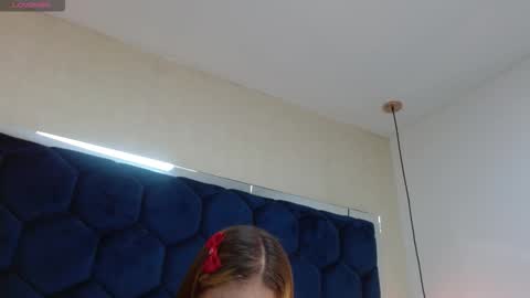 abrilmiller vc online show from 7, 10, 2025