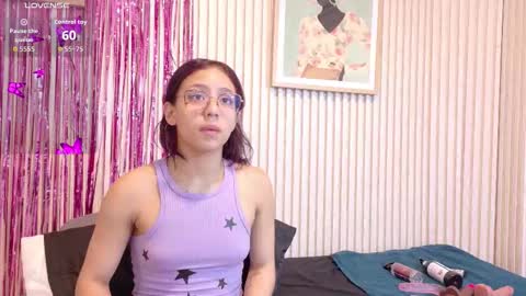 Snapshot of abrilmirren chatting on 16, 2, 2026 abrilmirren online show from 16, 2, 2026