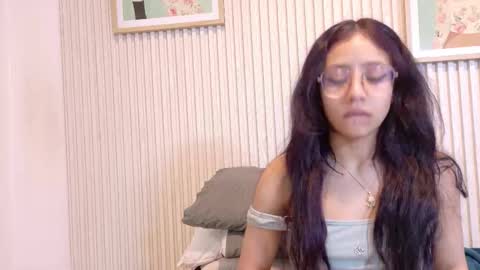 Snapshot of abrilmirren chatting on 1, 3, 2026 abrilmirren online show from 1, 3, 2026