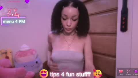 Snapshot of abruisedpeach chatting on 2, 7, 2026 Peach online show from 2, 7, 2026