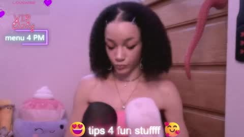 Snapshot of abruisedpeach chatting on 11, 7, 2026 Peach online show from 11, 7, 2026
